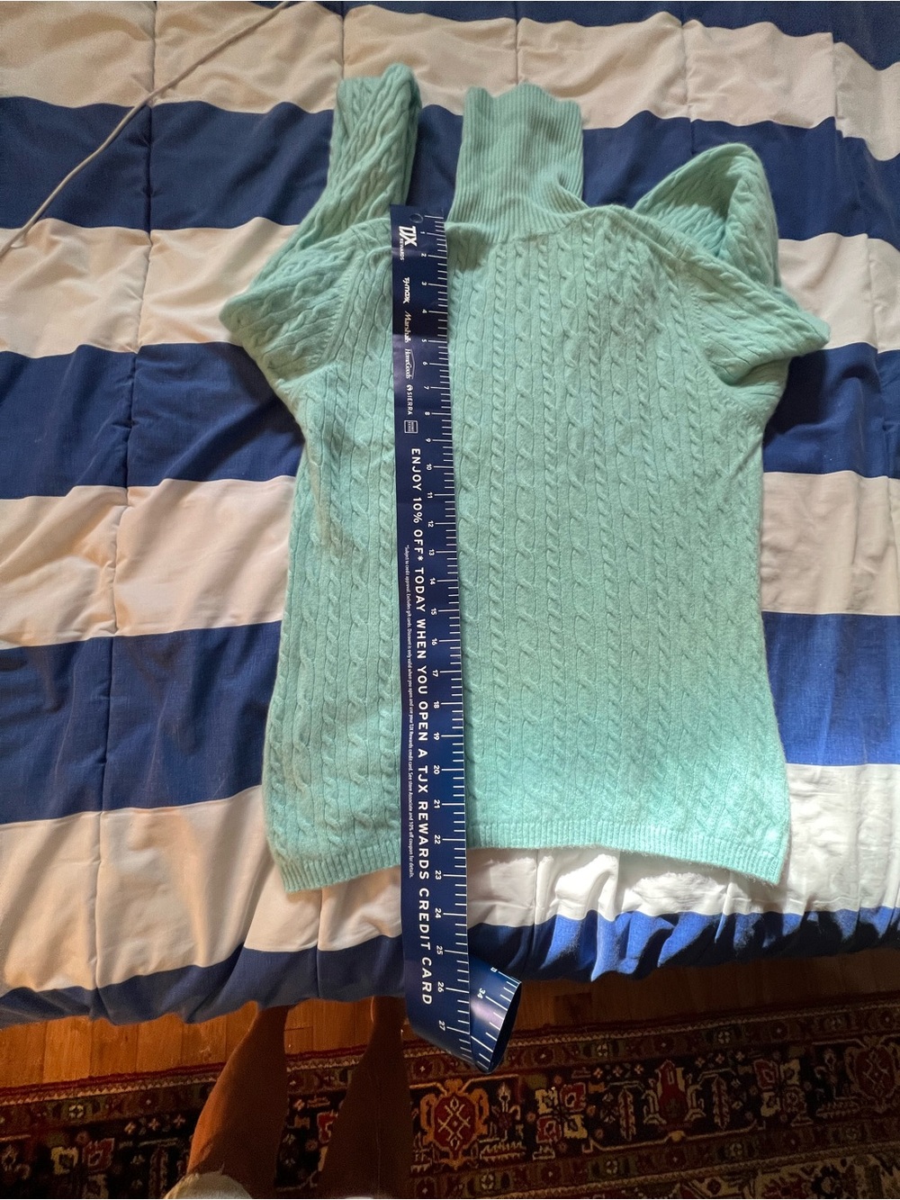 3 cashmere sweaters..pink aqua mint green..crewneck turtleneck v neck - Picture 9 of 9